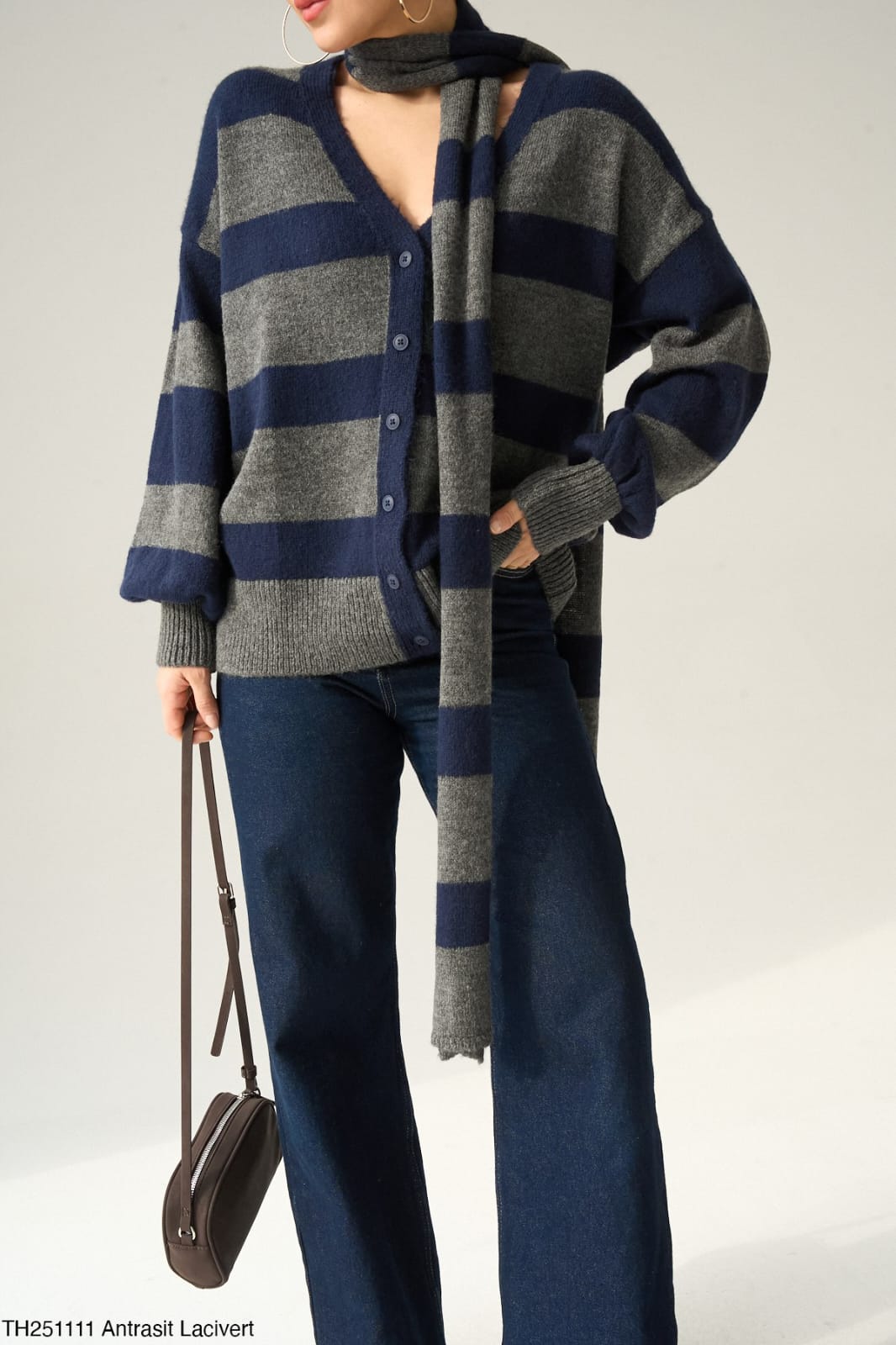 Wool cardigan with scarf