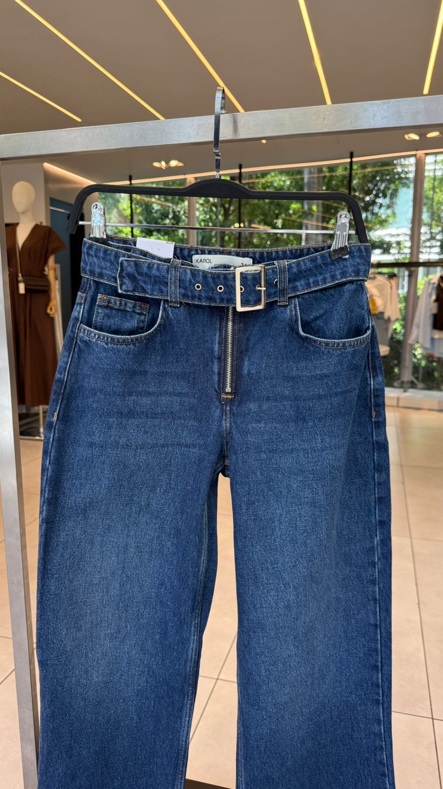 straight jeans
