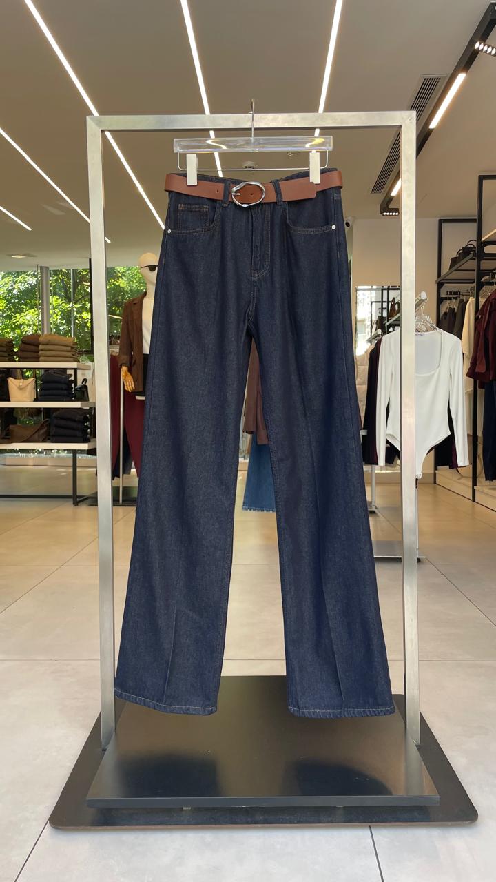 Straight cut jeans (859)