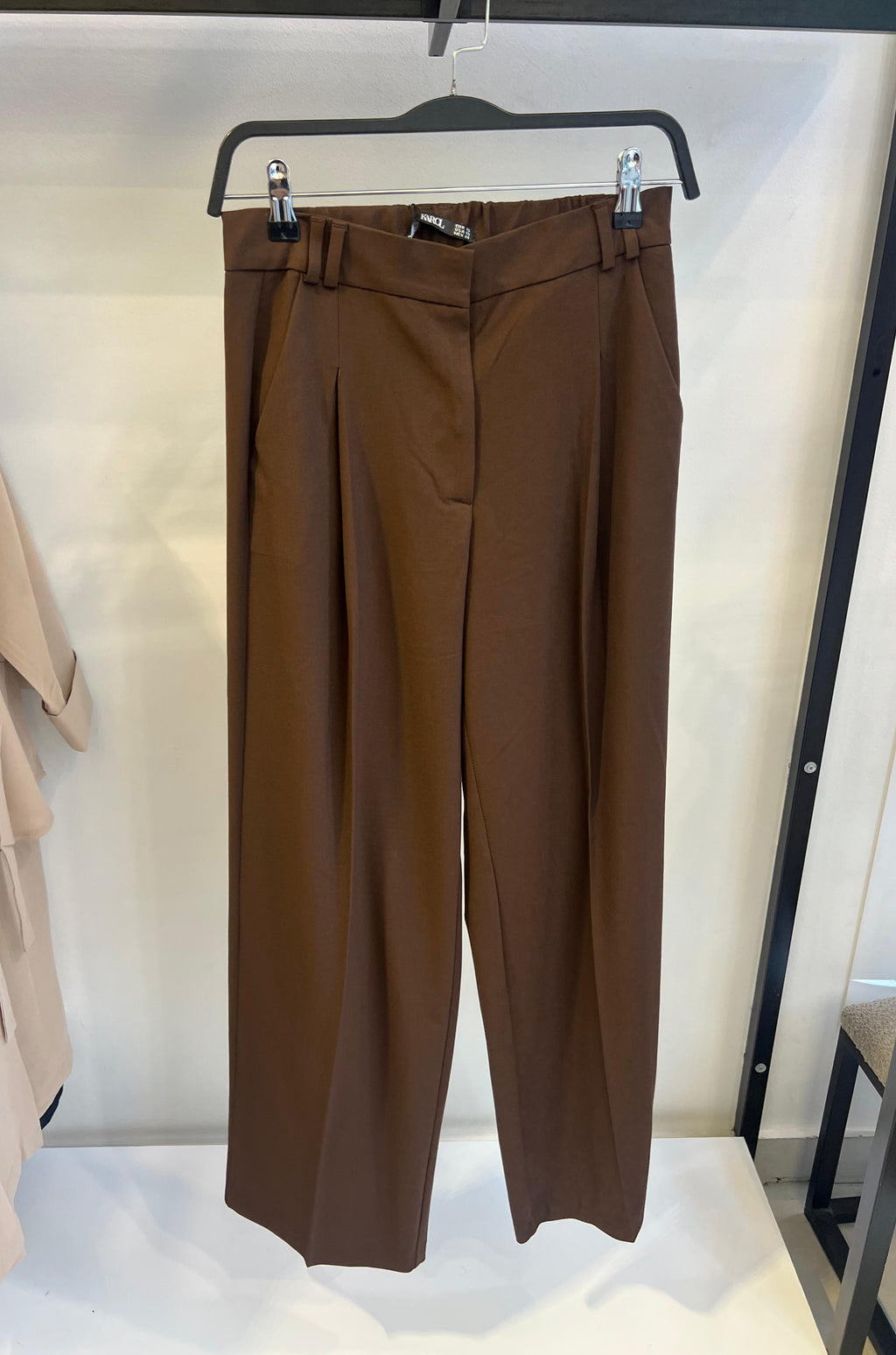 pants 9003