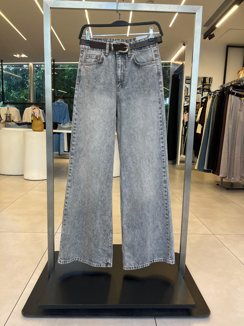 Wide leg jeans 944