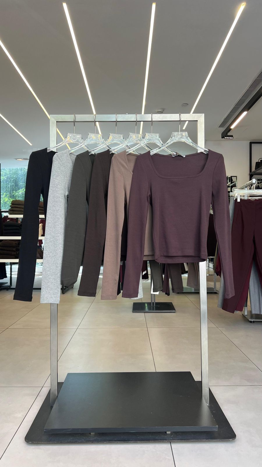 Square  neck top(3924)