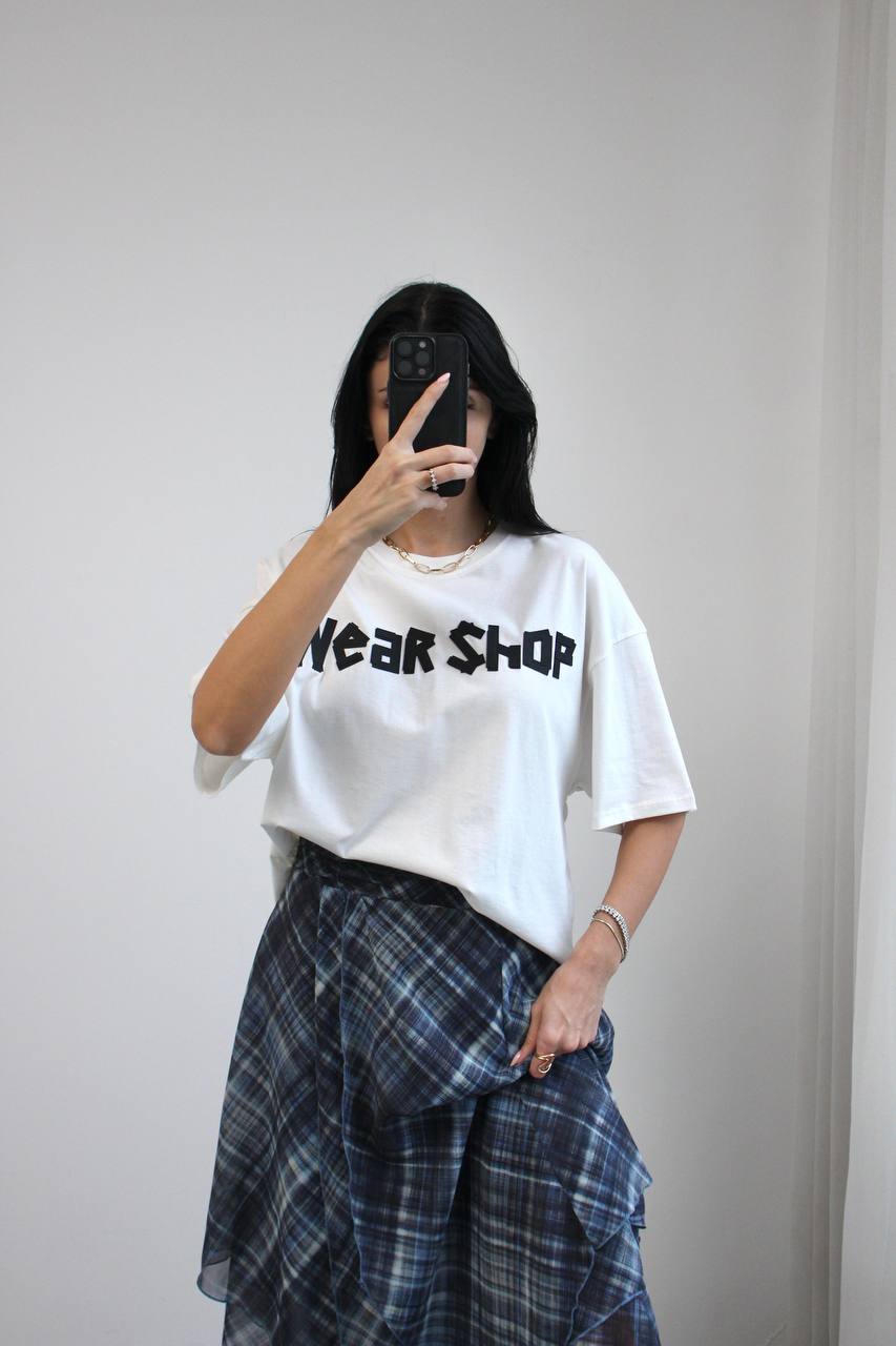 WEAR SHOP T-SHIRT