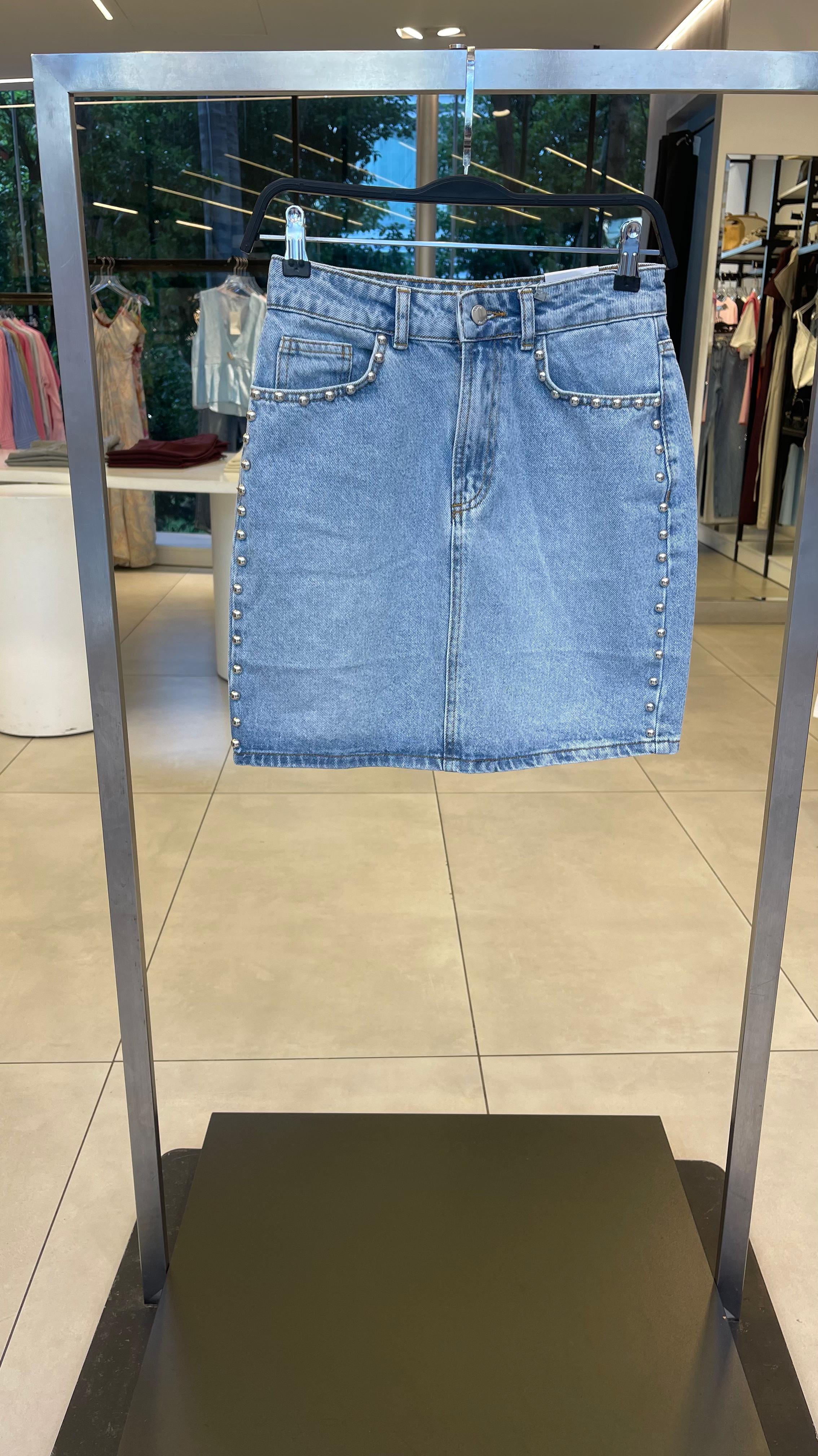 denim skirt