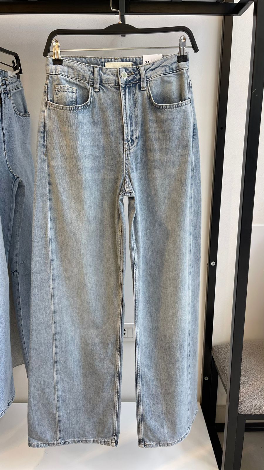 wide leg jeans
