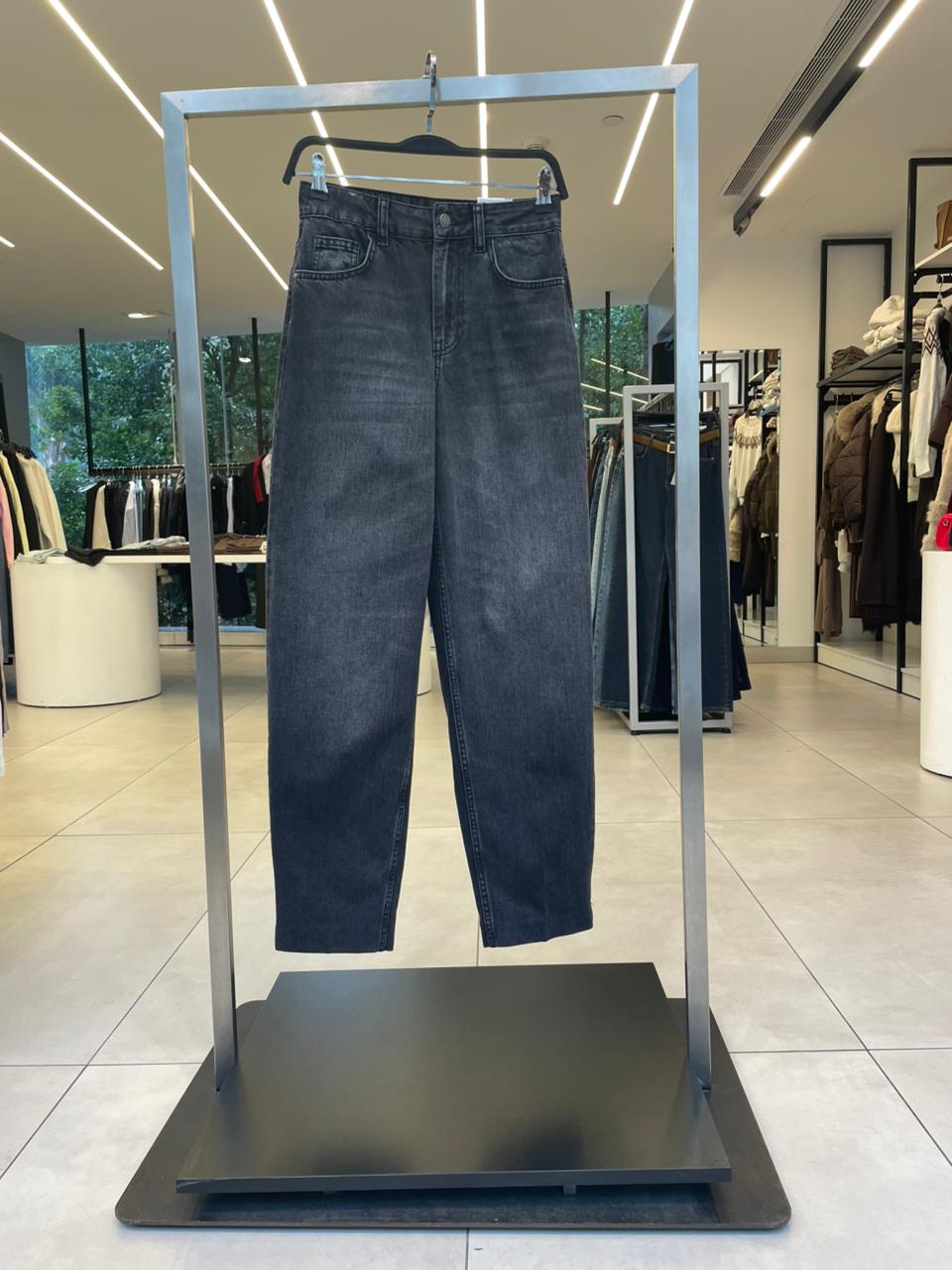 Slouchy cut jeans 25797
